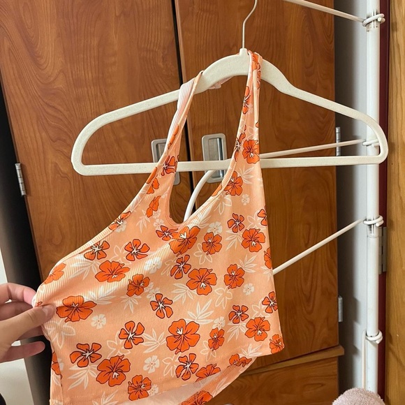 Shein Top! - Picture 3 of 3